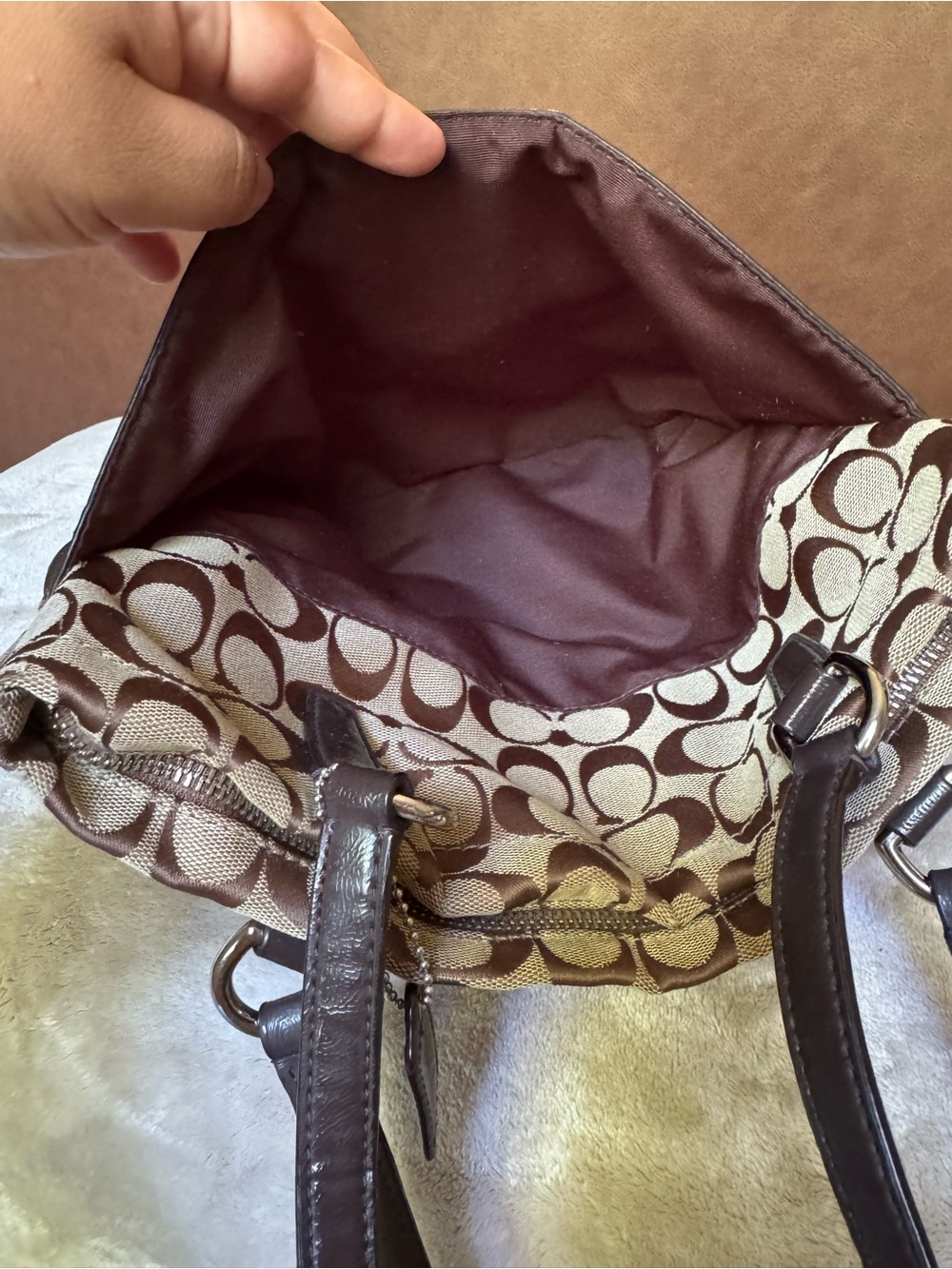 Coach small tote - Picture 7 of 9